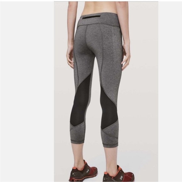 lululemon athletica Pants - Lululemon Pace Rival Crop 22" Legging Size 6
